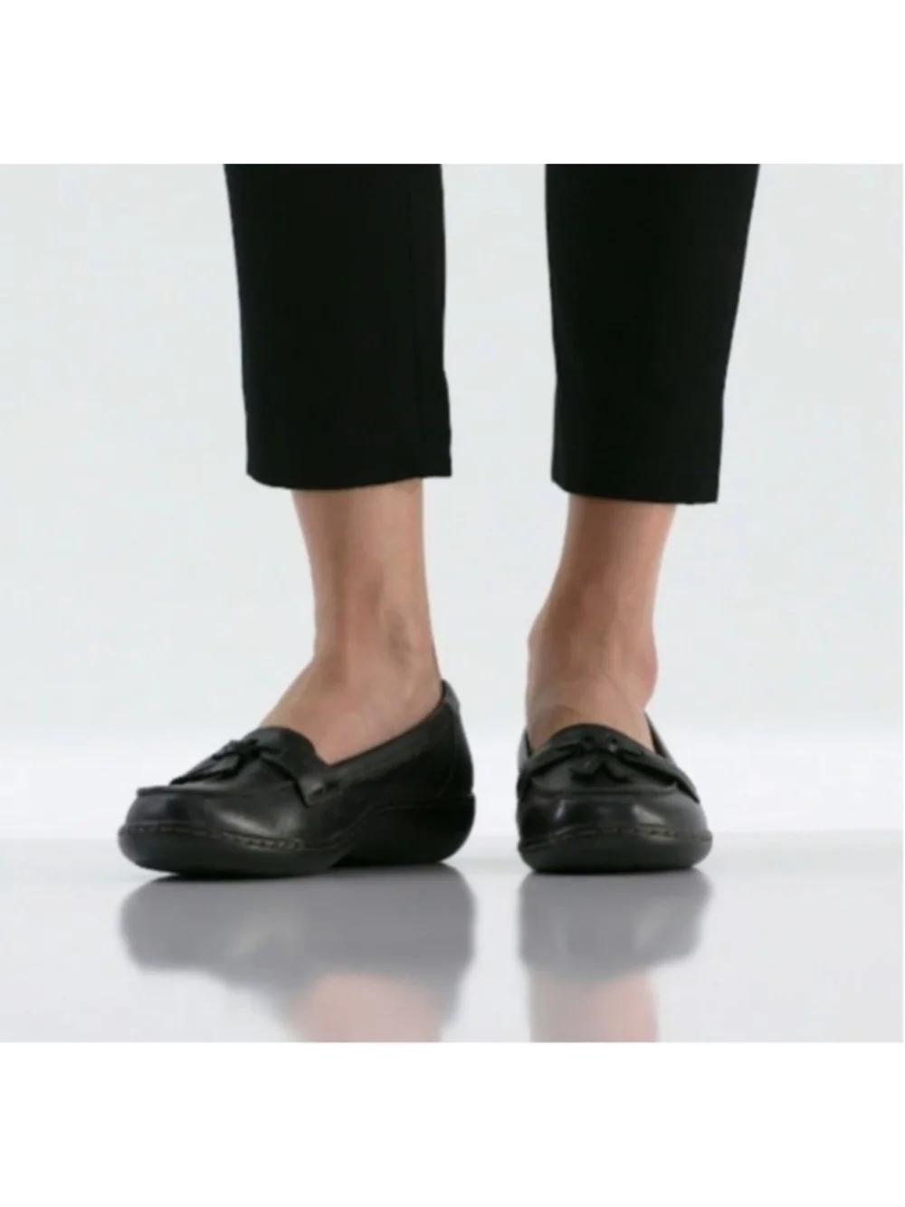 Clarks Ashland Bubble Black Leather Loafers Ultra Comfortable Size 7 NIB RT$100